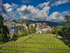 মাউন্ট সারামতি ভ্রমণ: নাগাল্যান্ডের মেঘছোঁয়া পাহাড়, অরণ্য ও সীমান্তের অনন্য সৌন্দর্য।
