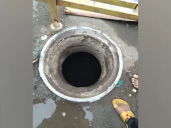 Safety measures ignored: Two-year-old falls in pit dug up near his house in Pune, dies