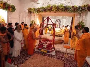 અયોધ્યા શ્રી રામ જન્મભૂમિ મંદિર: પૂજારીઓ માટે નવા નિયમો લાગુ, પીળા વસ્ત્રો અને તિલક ફરજિયાત