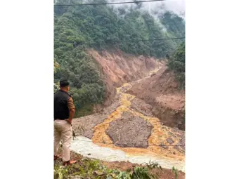 Landslide partially blocks Teesta and Chyakoong rivers in Sikkim