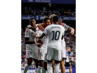 Defensive flaws persist as Mourinho starts second Real Madrid stint with 2-1 win over Espanyol
