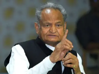 अचानक चीनी के दाम बढ़ने पर Gehlot का बड़ा बयान, कहा- मोदी सरकार की अदूरदर्शिता और गलत फैसलों.