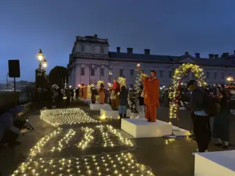 Thousands attend first-ever Ganga Aarti held on Thames river in UK