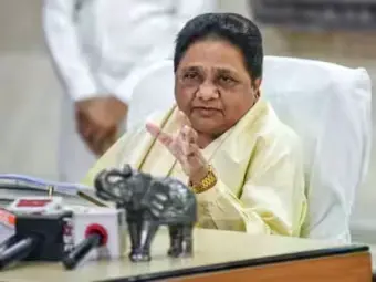 अखिलेश के 'चवन्नी से रुपया' वाले बयान पर भड़कीं मायावती, बोलीं- जयंत चौधरी और जाट समाज से मांगें माफी