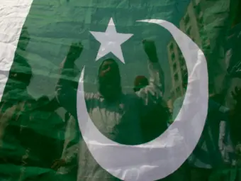 Pakistan: Fuel price hike sparks legal community anger as Chakwal lawyers boycott courts