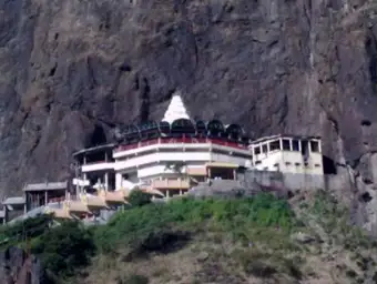 सप्तशृंगी गडावरील गर्दीच्या पार्श्वभूमीवर वाहतूक निर्बंधांत बदल