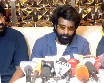 மன்டாடி திரைப்படத்தை மதுரையில் ரசிகர்களுடன் பார்த்த நடிகர் சூரி பேட்டி!
