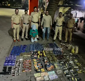लकड़गंज में प्रतिबंधित गुटखे पर पुलिस की कार्रवाई