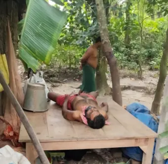 সাতগেছিয়ায় কাঁঠাল গাছ থেকে ঝুলন্ত দেহ উদ্ধার, চাঞ্চল্য ঘটকপাড়ায়