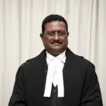 कुंभमेळ्यावर दौलतजादा, मराठी शाळांना टाळे
