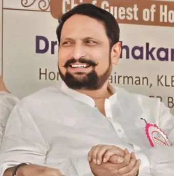 BREAKING: ಸಚಿವ ಲಕ್ಷ್ಮಣ ಸವದಿಗೆ ಸಮನ್ಸ್‌ ಜಾರಿ, ಕೋರ್ಟ್​​​​​ಗೆ ಖುದ್ದು ಹಾಜರಾಗಲು ಆದೇಶ