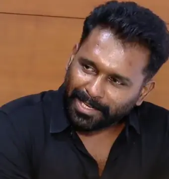 കുപ്രസിദ്ധ ഗുണ്ടാനേതാവ് മരട് അനീഷ് അറസ്റ്റില്‍; കാപ്പ ചുമത്തി വിയ്യൂര്‍ സെൻട്രല്‍ ജയിലിലേക്ക് മാറ്റി