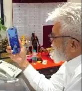 हिवाळी पाडा शाळेतील विद्यार्थ्यांसाेबत शिक्षणमंत्र्यांनी व्हीसीद्वारे संवाद साधला