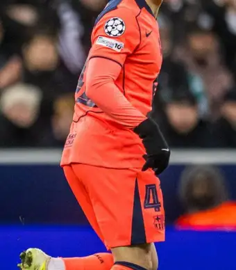 Barcelona's Young Star Espart Ready for 'War' in First Clasico Against Real Madrid