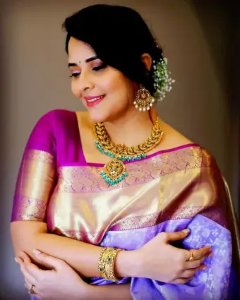 భర్త లేకపోతే అందంగా ఉండకూడదా అనసూయ కామెంట్స్ వైరల్‌!