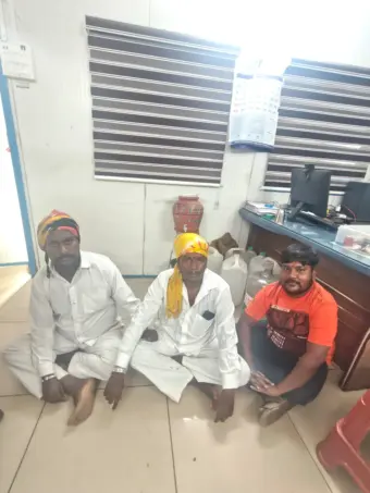MORBI:મોરબીના બરવાળા ગામે જાહેરમાં જુગાર રમતા ૩ ઈસમો ઝડપાયા