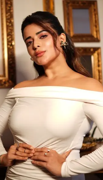 Pics: Roopsha Serves Pure Elegance In A White Dress