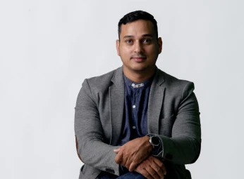 Why Brand Trust Matters: Building Credibility in Online Fashion Retail