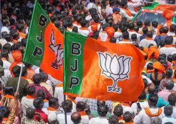 गुजरातमध्ये स्थानिक स्वराज्य संस्थांच्या निवडणुकांमध्ये भाजपची बाजी