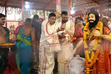 Odisha Governor Participates in Mahendragiri Mela, Offers Prayers at ...