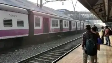 হাওড়া শাখায় আড়াই মাস ট্রেন বিভ্রাট: বাতিল একাধিক লোকাল, ভোগান্তির আশঙ্কা