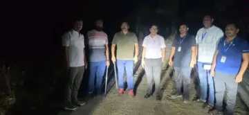 नांदेड जिल्हाधिका-यांचा गोदावरी पात्रातील अवैध वाळू उत्खननावर छापा; ३० लाखांचा मुद्देमाल जप्त