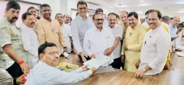 छ. संभाजीनगर : जिल्हा बँकेसाठी मंत्री अतुल सावे यांचा उमेदवारी अर्ज दाखल