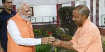 देश के सबसे अधिक समय तक पीएम रहने पर मोदी को योगी ने दी बधाई