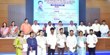 सामाजिक न्याय विभागामार्फत लाभार्थ्यांनी घेतला विविध योजनांचा लाभ
