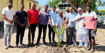 शिरूर! आमदाबादच्या युवकाने 27व्या वाढदिवसानिमित्त केली 27 वृक्षांची लागवड.