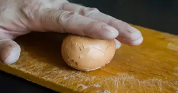 No More Cracked Eggs: One Simple Method Makes Peeling Easier