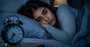 रात में सिर्फ 5 घंटे सोने वालों के लिए चेतावनी! रिसर्च में सामने आया बड़ा खतरा
