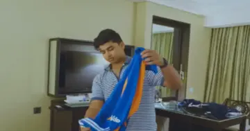 Vaibhav Sooryavanshi Left Speechless Receiving Team India Jersey at Age 15