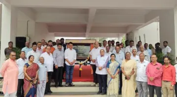शिवाजी विद्यापीठात शरण साहित्य अध्यासनाच्या नूतन इमारतीचे लोकार्पण.