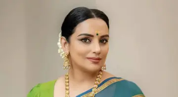 രാജി വ്യക്തിഹത്യയും അധിക്ഷേപവും തുടര്‍ന്നതിനാല്‍, രണ്ട് ഭരണസമിതിയുടെയും കണക്കുകളില്‍ ശാസ്ത്രീയ പരിശോധ നടത്തണം: ശ്വേതാ മേനോൻ