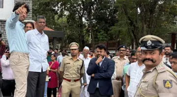 *ಬೆಳಗಾವಿ ಜಿಲ್ಲಾಧಿಕಾರಿ ಕಚೇರಿ ನವೀಕರಣ ಕಾಮಗಾರಿ: ಸಚಿವ ಸತೀಶ್ ಜಾರಕಿಹೊಳಿ ಖುದ್ದಾಗಿ ಪರಿಶೀಲನೆ*