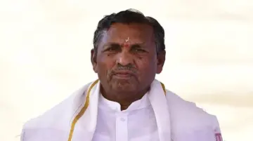 ರಾಮಲಿಂಗಾ ರೆಡ್ಡಿ ಬೆನ್ನಲ್ಲೇ ಮುನಿಯಪ್ಪ ಅಸಮಾಧಾನ ಸ್ಫೋಟ: ಬೇರೆ ಖಾತೆಗೆ ಪಟ್ಟು ಹಿಡಿದ ಹಿರಿಯ ಸಚಿವ