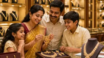 வார கடைசி நாளில் இல்லதரசிகளுக்கு மகிழ்ச்சி செய்தி  : தங்கம் சவரனுக்கு ரூ.1840 குறைவு