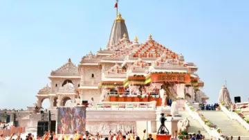 Ayodhya Ram Mandir Scam: 18-20 हजार की सैलरी और डेढ़ करोड़ की जमीन! ऐसे रडार पर आए राम मंदिर के चढ़ावे से 'करोड़पति' बने कर्मचारी