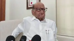 महागाईचा धक्का टप्प्याटप्प्याने देण्याचे सरकारचे सूत्रगॅस दरवाढीवरून खा. शरद पवारांचा सरकारवर हल्लाबोल