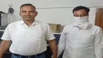 करनाल DC ऑफिस : आर्म्स लाइसेंस के एवज में रिश्वत लेता क्लर्क रंगे हाथों गिरफ्तार, 20 हजार की अतिरिक्त मांग पर ACB ने बिछाया जाल