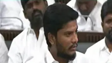 ரூ.10 கோடி கோயில் நிதியில் பன்னடுக்கு வாகன நிறுத்தம் அவசியமா? - திமுக ஆட்சியில் அனுமதி அளித்தது குறித்து அமைச்சர் ரமேஷ் விமர்சனம்
