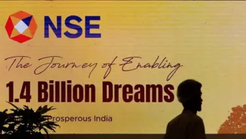 10 साल का इंतजार खत्म: NSE ने IPO के लिए सेबी को दिए डॉक्युमेंट, SBI बेचेगा 2.48 करोड़ शेयर