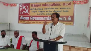 "யாரையும் யாரும் தாழ்வு பாராட்டக் கூடாது" - முதல்வர் விஜய்க்கு மு. வீரபாண்டியன் அறிவுரை!