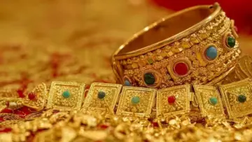 ரூ.2,400 வரை எகிறிய தங்கம் விலை.! நகைப் பிரியர்கள் அதிர்ச்சி.!