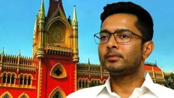 তৃণমূলে ভাঙনের ঝড়ের মাঝেই বিদেশযাত্রার আর্জি, হাইকোর্টের দ্বারস্থ অভিষেক