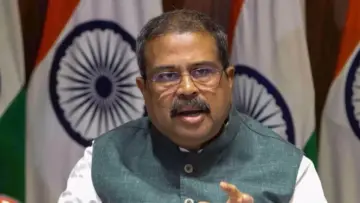 ଧର୍ମେନ୍ଦ୍ର ପ୍ରଧାନ ସିଜେପିକୁ 'ବିଭ୍ରାନ୍ତିକର ଦଳ' କହିଲେ; ନିଟ୍ ପୁନଃପରୀକ୍ଷା ଓ ଶିକ୍ଷା ସଂସ୍କାରକୁ ସମର୍ଥନ କଲେ