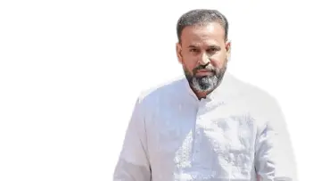 Yusuf no longer Pathan of his plotGujarat High Court questions cricketer Yusuf Pathan how he occupied public land in Vadodara without govt sanction; next hearing of matter on June 15