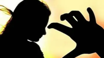 Man pushes 12-yr-old off 4th floor after rape bid in Telangana