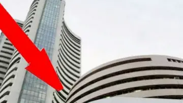 Share Bazaar में बिकवाली रही हावी, Sensex 304 अंक टूटा, Nifty में भी आई गिरावट